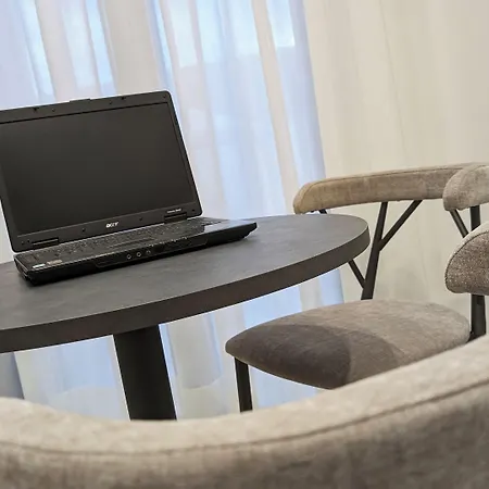 Pietra Viva E Relax Veglie